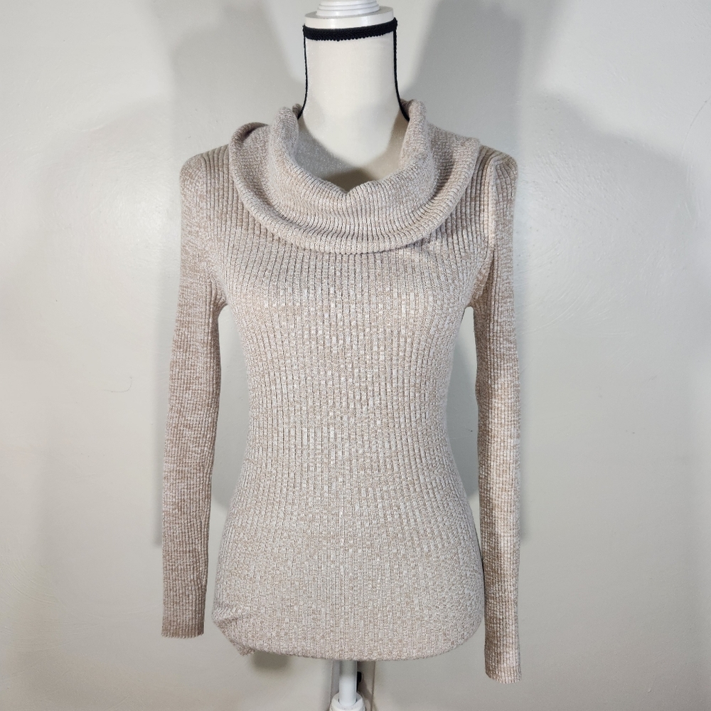 Cowl neck Light Beige Size M Stretchy long sleeve shirt